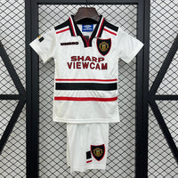 T-shirt et short Rétro Manchester United pour Enfant Away 97/98
