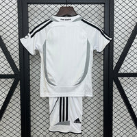 T-shirt et Short Enfant Retro Real Madrid Home 06/07