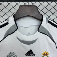 T-shirt et Short Enfant Retro Real Madrid Home 06/07