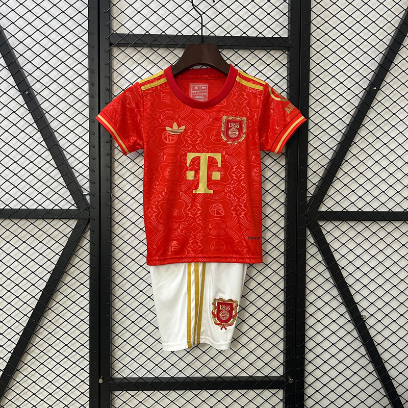 T-shirt et Short Bayern Munich Édition spéciale 125e anniversaire