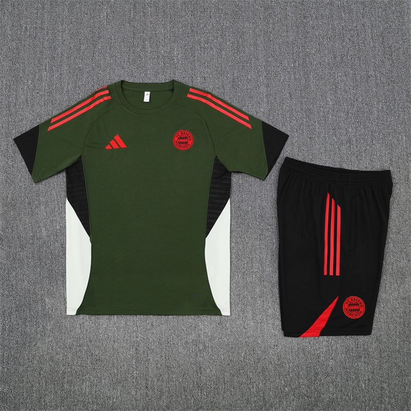 T-shirt et short Bayern Munich pour Enfant 25/26