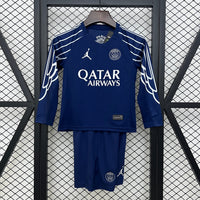 Maillot à manches longues et short PSG Jordan Fourth 24/25 pour enfant