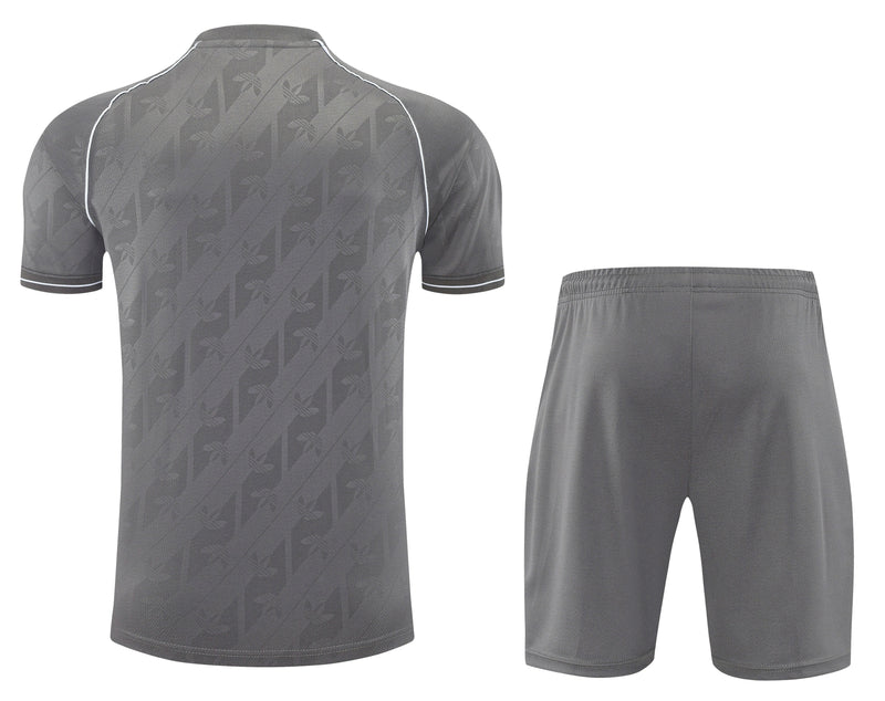 Maillot et short d'entraînement Real Madrid 25/26