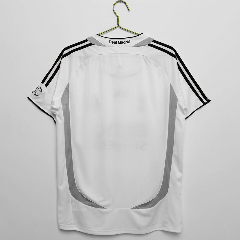 Maillot rétro Real Madrid 2006/07